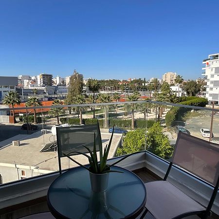 Le Voyageur Apartment Larnaca Exterior foto