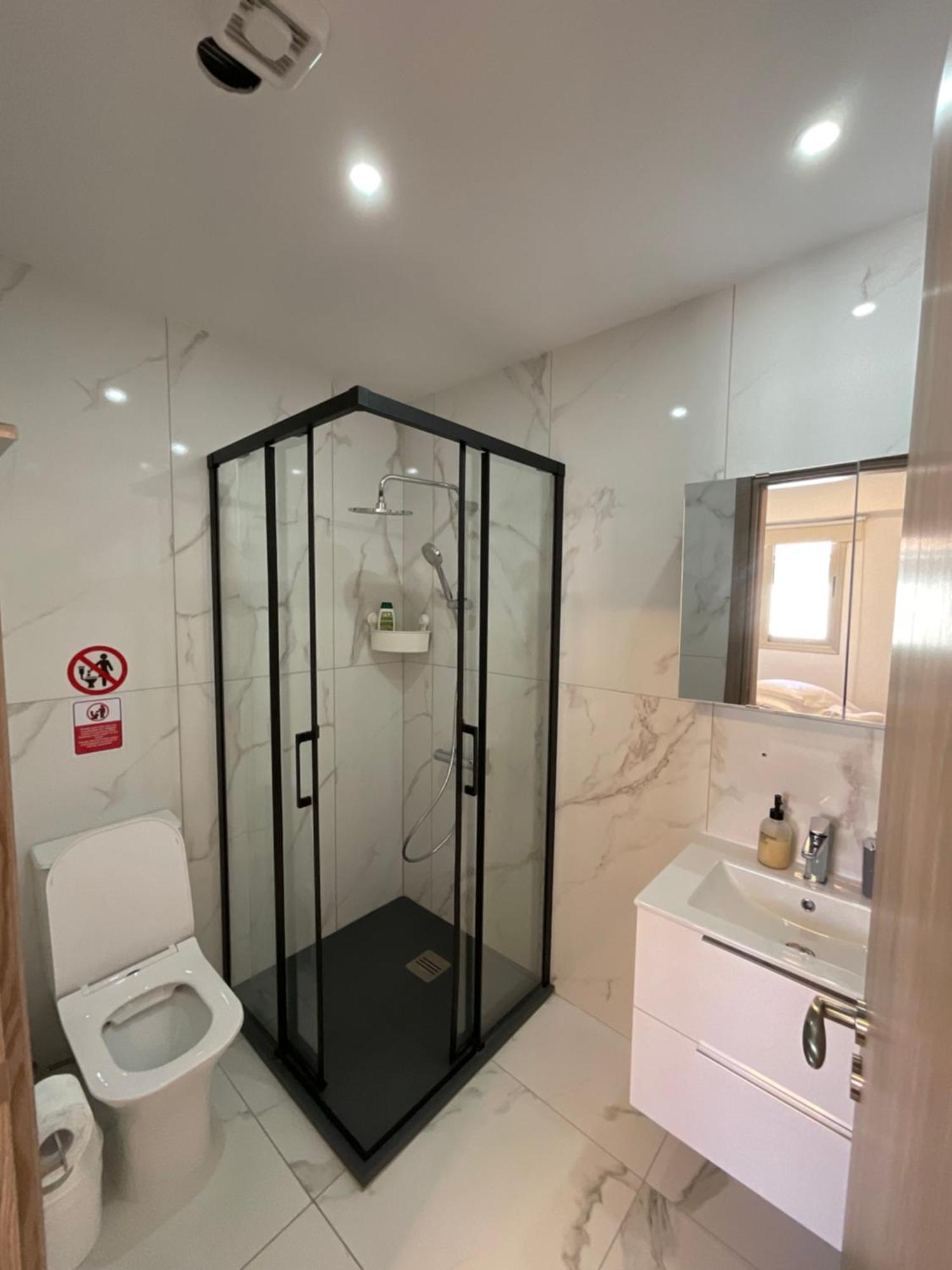 Le Voyageur Apartment Larnaca Exterior foto